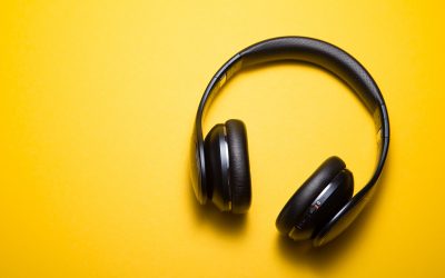 8 podcasts en español